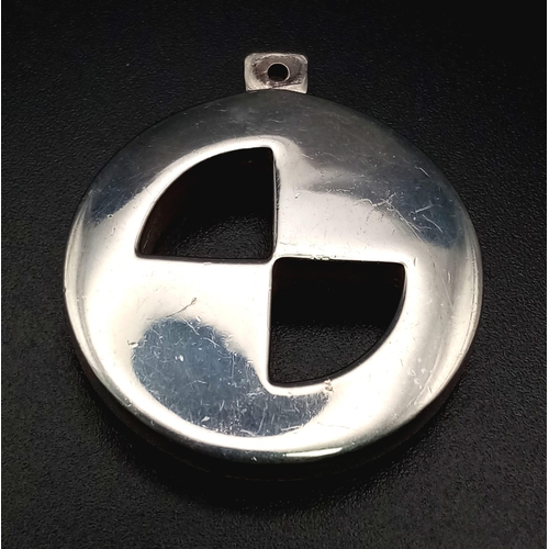 459 - STERLING SILVER BMW SIGN IDEAL FOR A KEYRING 23.9G