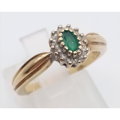 564 - 9K Yellow Gold DIAMOND & EMERALD CLUSTER RING 2.81G SIZE M