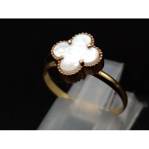 440 - 18K Yellow Gold VCA STYLE RING 1.6G SIZE L