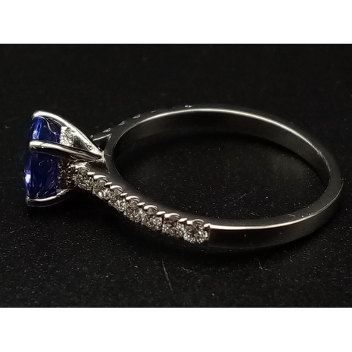 46 - 18K White Gold DIAMOND & TANZANITE RING 4G 1.50CT TANZANITE Size P.