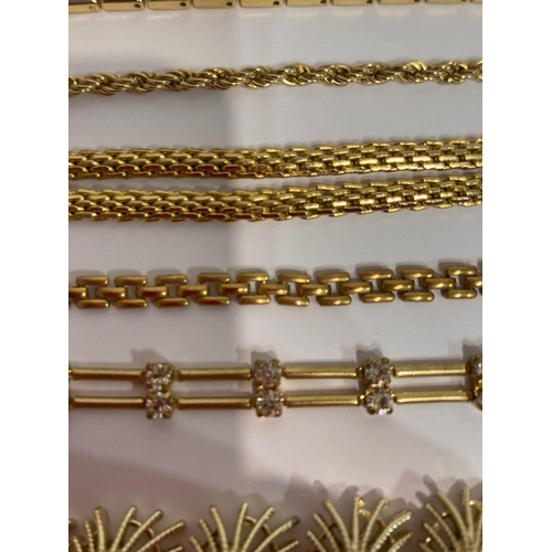 420 - Selection of superior Quality Gold tone costume jewellery bracelets.