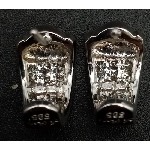 263 - 14K White Gold DIAMOND EARRINGS NEED BACKS 0.40CT 2.8G