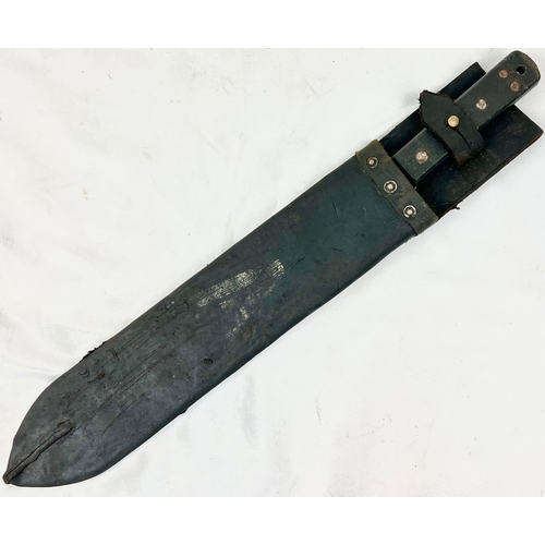 719 - WW2 British 1945 Dated Machette.