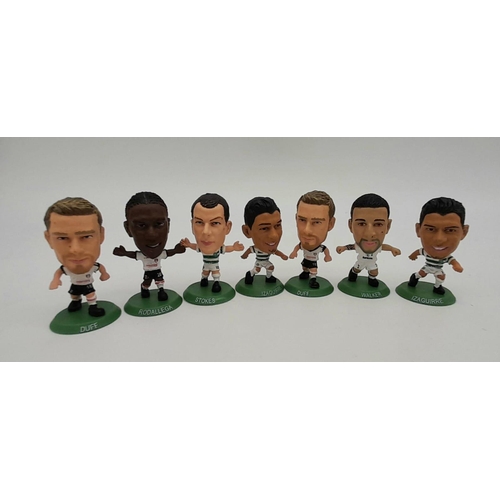 1526 - 30 Football Soccer Starz figures. please see photos for players and teams.