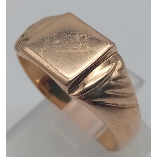 410 - A 14K Yellow Gold Signet Ring. Size R. 4.7g. Ref: 6-1625