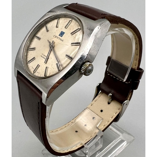 449 - A Vintage Certina 17 Jewel Gents watch. Leather strap. Stainless steel case - 37mm. Mechanical movem... 