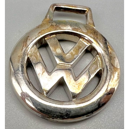 629 - STERLING SILVER VOLKSWAGON VW KEYRING CHARM 25.4G