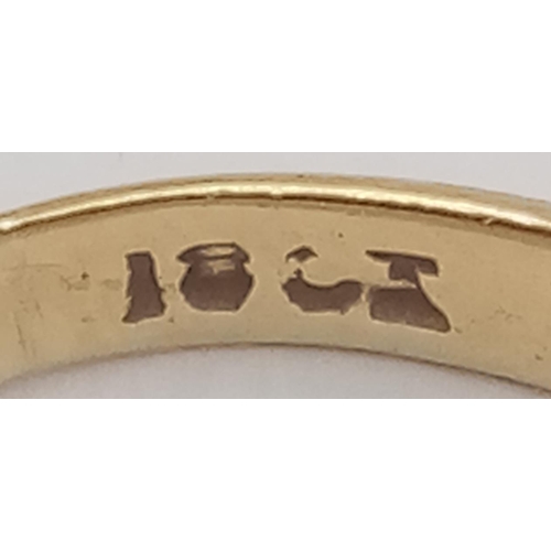 403 - An 18K Yellow Gold Signet Ring. Size O. 4.5g. Ref: 6-1575.