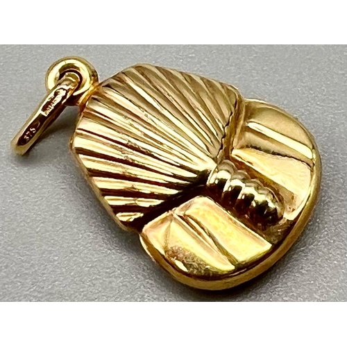 655 - 9K YELLOW GOLD EGYPTIAN TUTANKHAMUN CHARM / PENDANT 0.9G