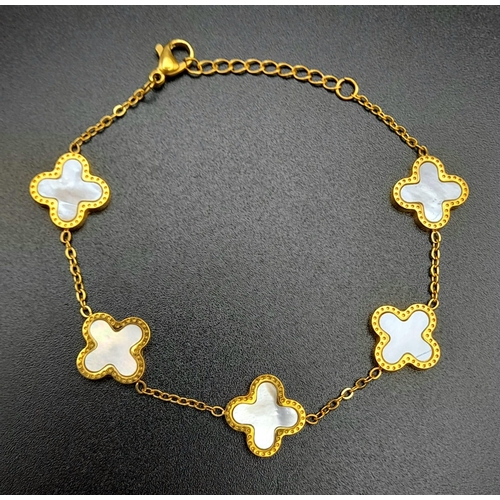 669 - YELLOW GOLD TONE WHITE CLOVER BRACELET VCA STYLE 7.9G