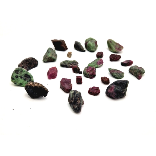 854 - A lot of Rough Ruby Zoisite Gemstones. 308.85 Ct in total.