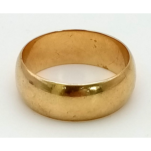 36 - A Vintage 9K Yellow Gold Band Ring. Size T. 6.78g