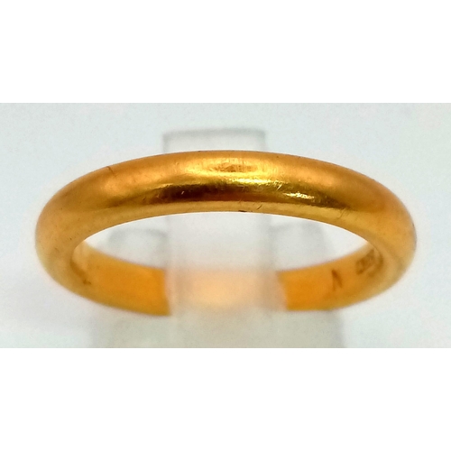 40 - A Vintage 22K Yellow Gold Band Ring. Size N. 6.6g