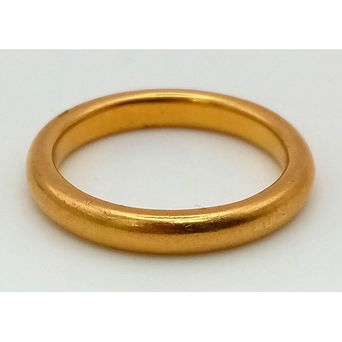 40 - A Vintage 22K Yellow Gold Band Ring. Size N. 6.6g