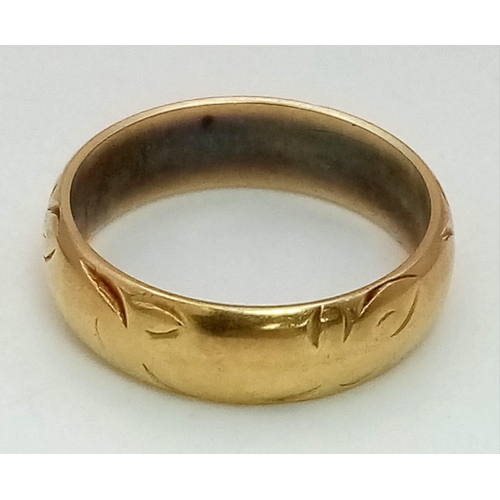 495 - A Vintage 18K Yellow Gold Band Ring. Size L. 5.09g