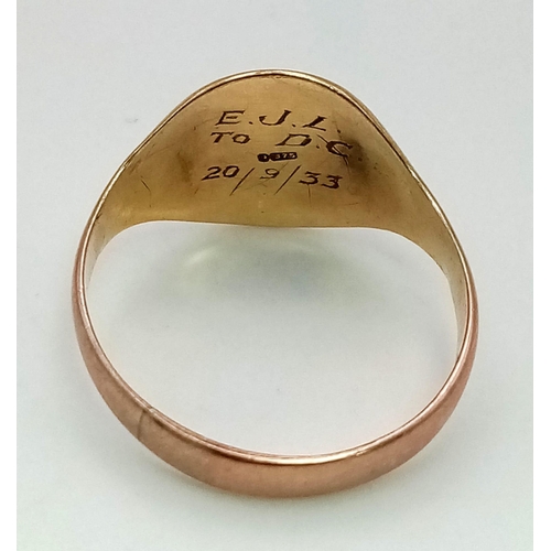 496 - An Antique 9K Yellow Gold Signet Ring. Size W. 4.21g