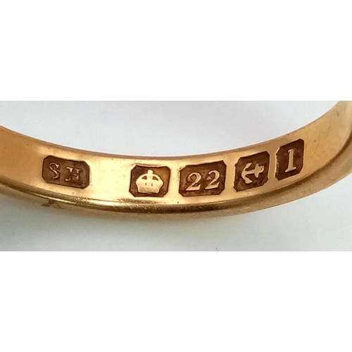 530 - A Vintage 22K Yellow Gold Band Ring. Size N 1/2. 4.47g.