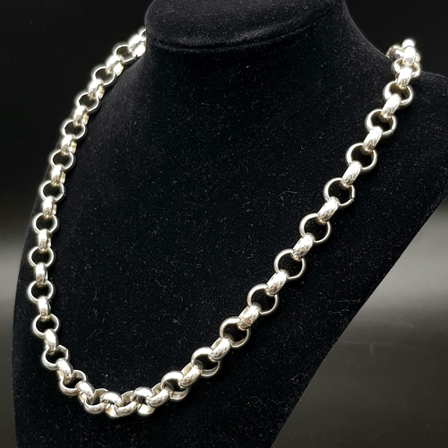 674 - A 925 Silver Circle-Link Chain. 48cm. 62g