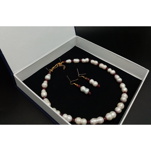 160 - A rare and very collectable necklace and matching earrings set with totally natural, large (up to 20... 