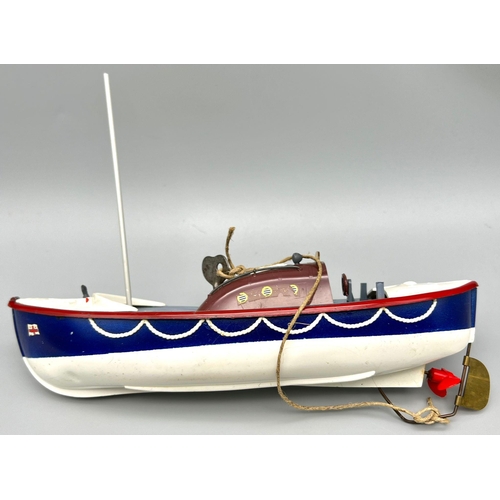 940 - Vintage Tri-ang Clockwork Motor Lifeboat Complete with Original Box.