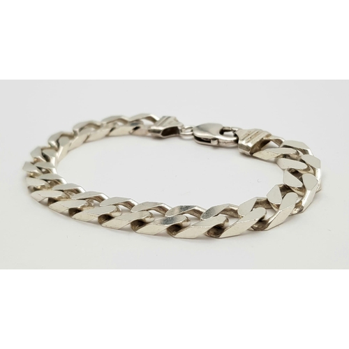 1315 - A 925 Sterling Silver Flat Curb Link Bracelet. 21cm. 32g