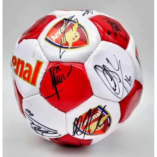 1100 - An Official Arsenal FC Signed 2004/5 Football. Signatures include: Henry, Viera, Pires, Ljungberg an... 