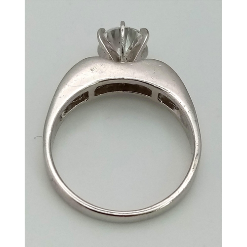 1271 - 9k White Gold CZ Ring. Total Weight 4.1grams. Size N