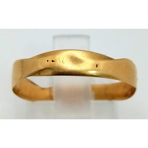 1300 - A Vintage 18K Yellow Gold Band Ring. Size N. 1.48g