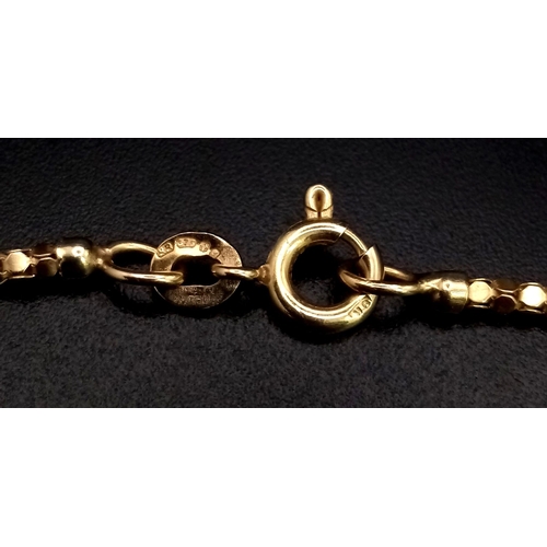 646 - A 9K Yellow Gold Reptilian-Skin-Link Necklace. 42cm. 3g