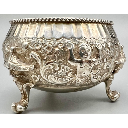 200 - 925 Silver Salt Cellar, Wonderful Repousse Work Depicting a Sea God Hallmarked George Aldwinkle,  Lo... 