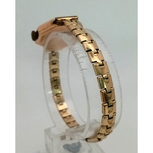 1202 - A Vintage 9K Yellow Gold Albion Ladies Watch. Rolled gold bracelet. 9K yellow gold case - 21mm. 14g ... 