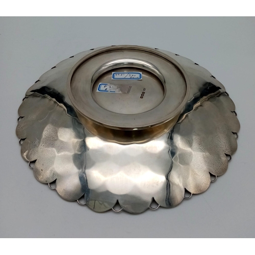 382 - A Vintage 1931 Mappin and Webb Silver Dish. Decorative scales throughout. 25cm diameter. 570g