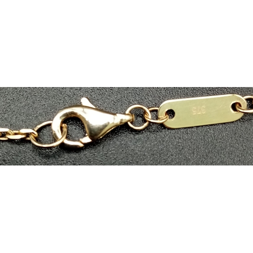 319 - A 9K Gold VCA Style Bracelet. 17cm. 7.63g total weight.