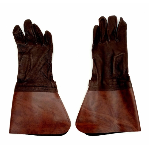 562 - WW2 German N.S.K.K Motorcycle Gloves.