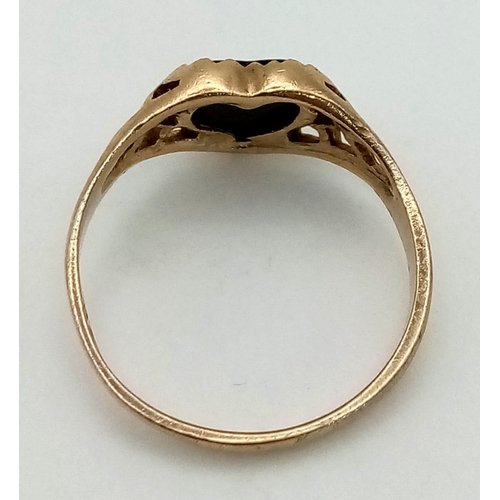 1052 - A rare 9K yellow gold 