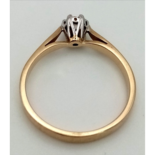 290 - An 18K yellow gold, six claw diamond solitaire ring (diamond 0.15 carats). Ring size: L1/2, weight: ... 