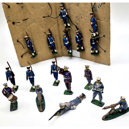 1491 - Quantity of Vintage Lead Soldiers. Believed to be scarce examples.