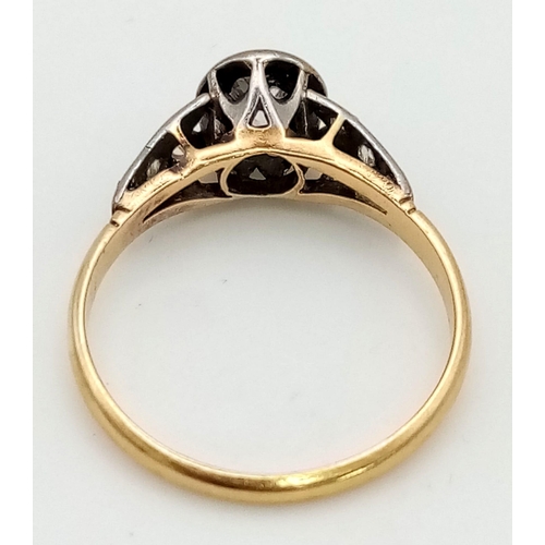 255 - A vintage, 18 K yellow gold and platinum ring with diamonds (0.40 carats). Ring size: L, weight: 2.2... 