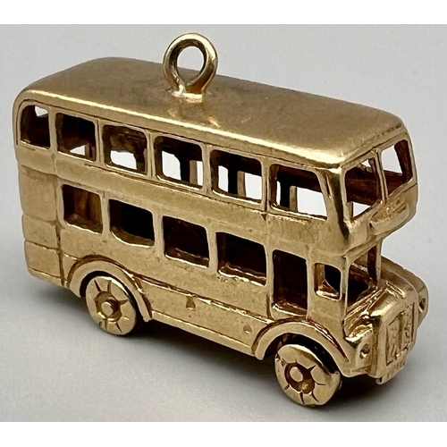 1367 - 9K YELLOW GOLD LONDON BUS DOUBLE DECKER CHARM 7.4G WITH MOVING WHEELS