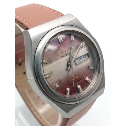 89 - A Vintage Ricoh 21 Jewel Automatic Gents Watch. Pink leather strap. Stainless steel case - 36cm. Pin... 