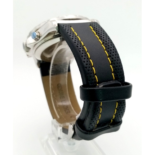 1234 - A Stauer Analogue/Digital Gents Watch. Black leather strap. Stainless steel case - 47mm. Black dial ... 