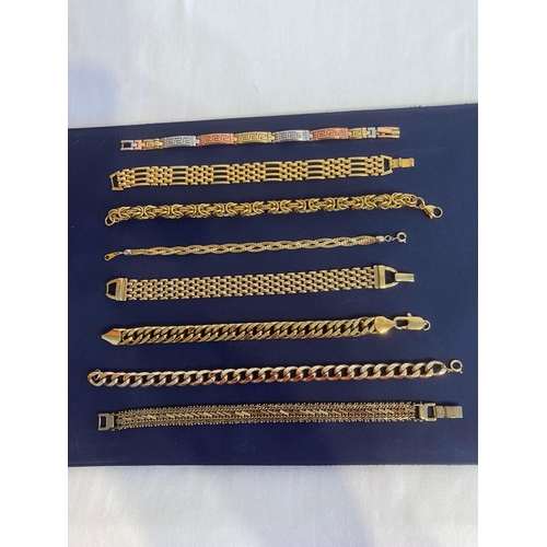 385 - Selection of better quality gold tone BRACELETS.