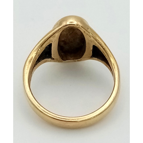 115 - 18K YELLOW GOLD, EDWARDIAN SIGNET RING. HALLMARKED BIRMINGHAM 1901. ENGRAVED. WEIGHS 6.4G.  SIZE L