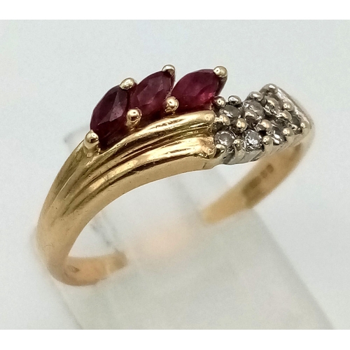 422 - 9K YELLOW GOLD DIAMOND & RUBY RING. WEIGHS 3.2G. SIZE R