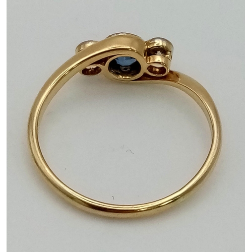 436 - 18K YELLOW GOLD VINTAGE DIAMOND & SAPPHIRE,  3 STONE RING, GORGEOUS OVAL SAPPHIRE. WEIGHS 1.7G.  SIZ... 