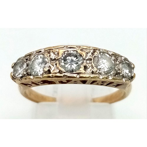 269 - A 9K yellow gold ring with five fabulous brilliant diamonds (0.70 carats) and the inscriptions I LOV... 