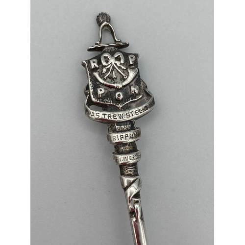 168 - Antique SILVER SIFTING SPOON with Hallmark for John Millward Banks Birmingham circa 1900. Having Int... 