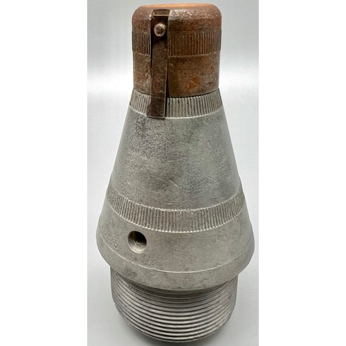 844 - INERT WW2 British N° 19 II Zinc Fuze Dated 1942.