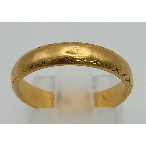 25 - A Vintage 22K Yellow Gold Band Ring. Size M. 4.07g