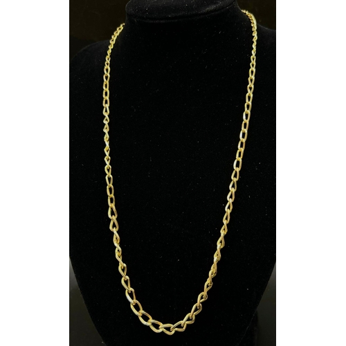 30 - A 14k Yellow Gold Oval-Link Chain. 48cm length. 18.7g total weight.